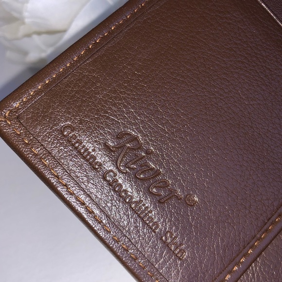 River genuine ๐ skin wallet - Picture 7 of 17